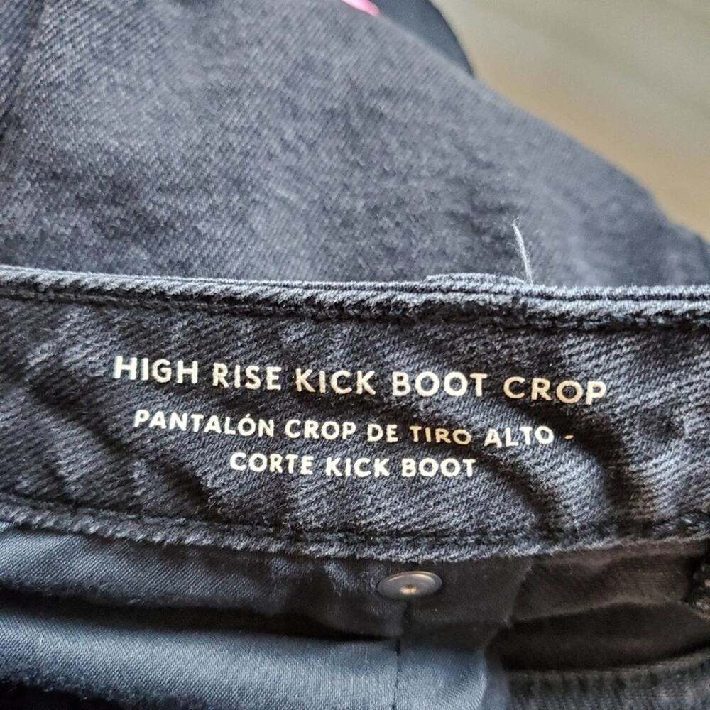 Universal Thread High Rise Kick Boot Crop Size 6 - Picture 7 of 7